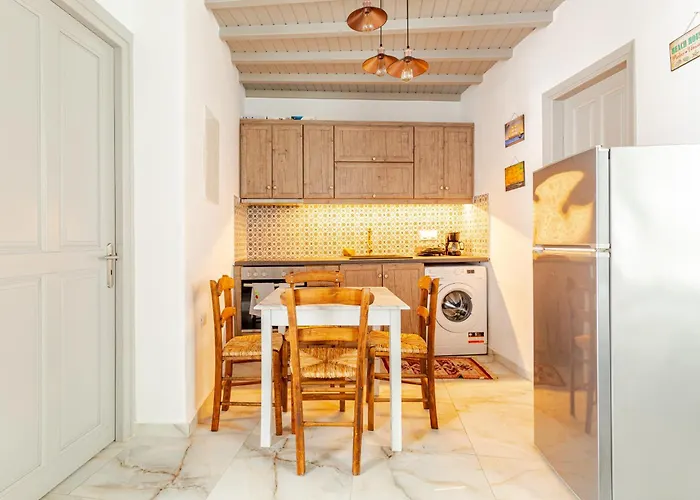 Apartman Elenitas House In *